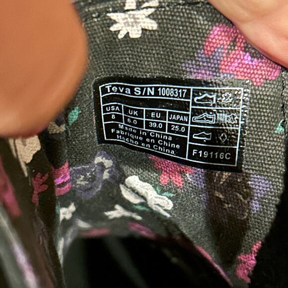 Teva 'Foxy' Black Leather Ankle Boots Size US 8 - Picture 8 of 8